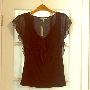Black tie front ruffle sleeve top
